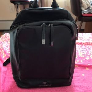 Vince Camuto Leather handbag